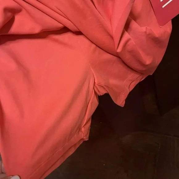 LIVE High-Rise Tennis Skirt Skort CORAL NEW NWT - Picture 3 of 13